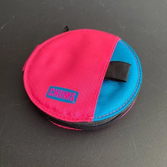 Chums Round Wallet - Picture 2 of 8